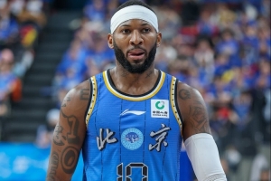 京媒：阿隆德斯·威廉姆斯可以更好地补充杰曼的短板_24直播网